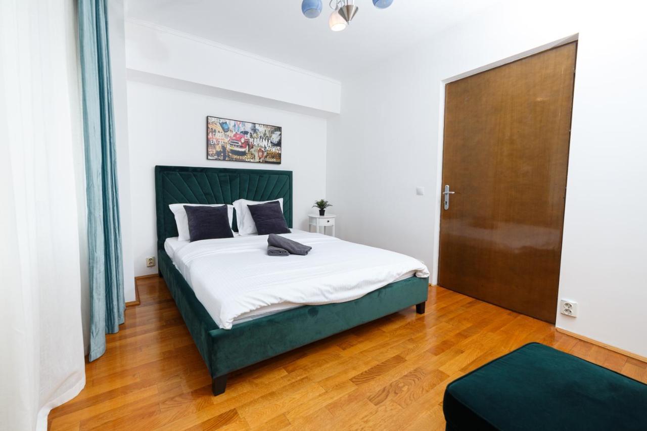Color Apartments Unirii 14 Blv Bucureşti Eksteriør bilde