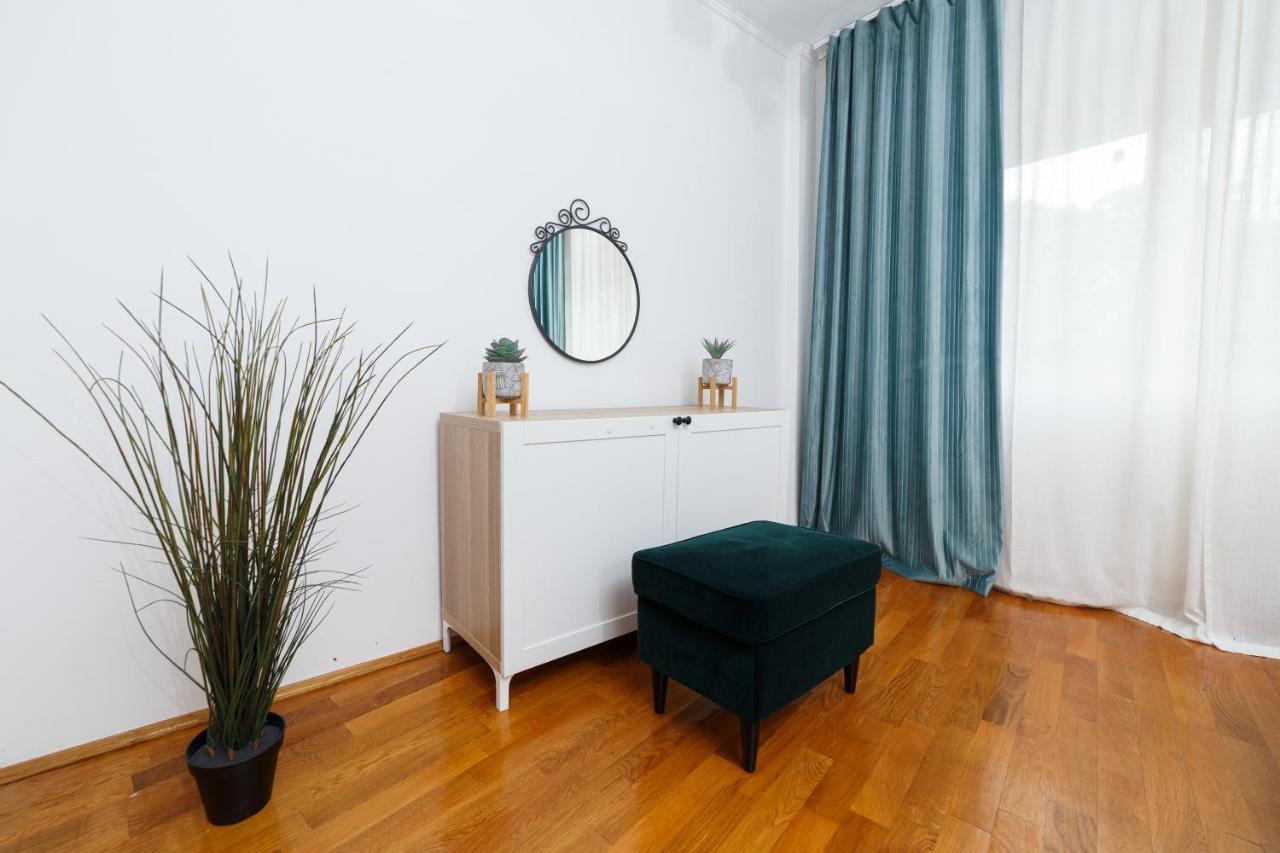 Color Apartments Unirii 14 Blv Bucureşti Eksteriør bilde